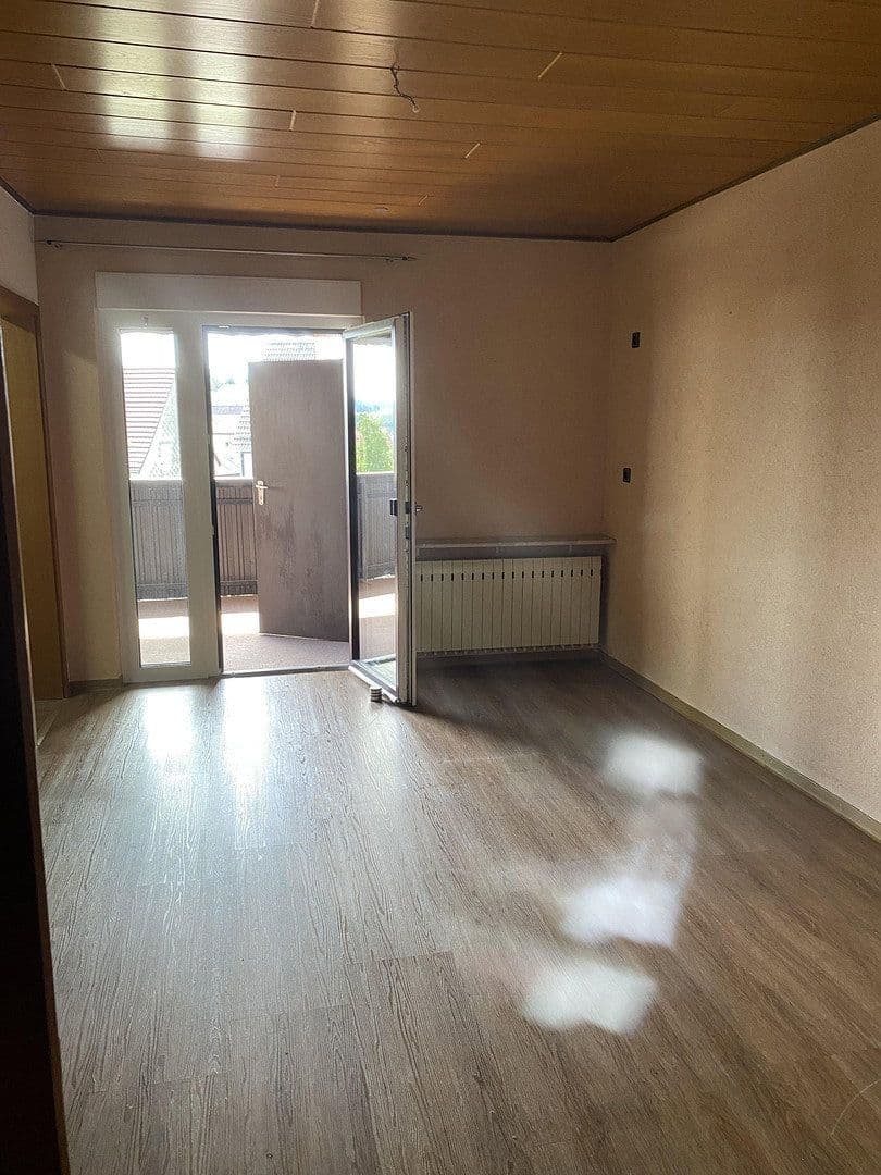 Prodej domu 120 m², pozemek 568 m², Rosenstraße 13, Freisen, Země Sársko Prodej domu 120 m², pozemek 568 m², Rosenstraße 13, Freisen, Země Sársko