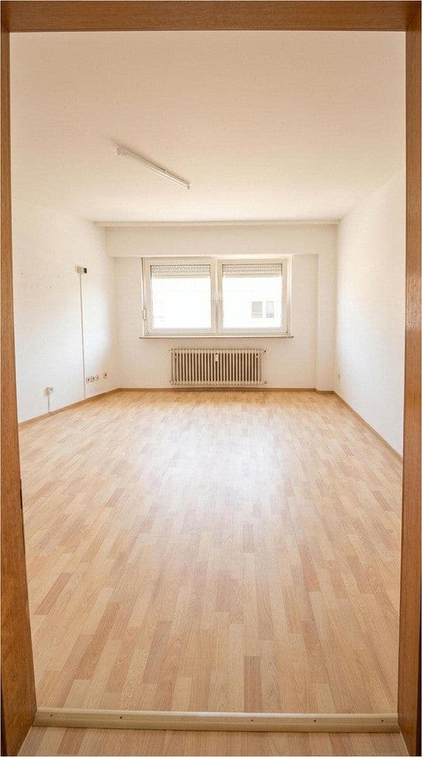 Pronájem bytu 3+1 75 m², Kühlweinstraße 4, Völklingen, Země Sársko Pronájem bytu 3+1 75 m², Kühlweinstraße 4, Völklingen, Země Sársko