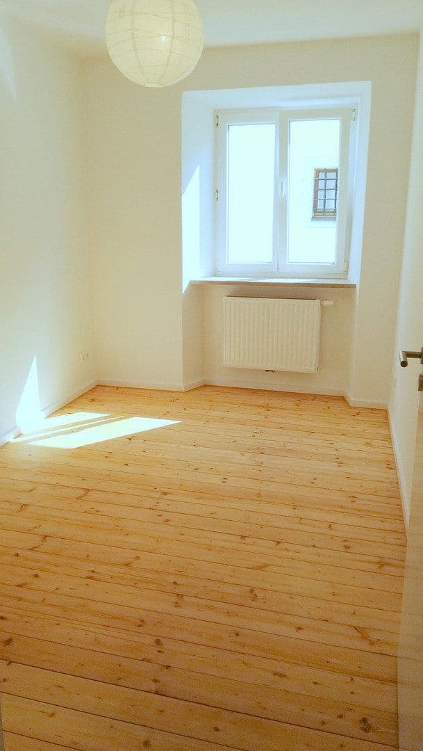 Pronájem bytu 3+1 79 m², Kelheim, Bavorsko Pronájem bytu 3+1 79 m², Kelheim, Bavorsko