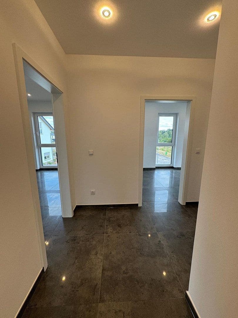 Pronájem domu 235 m², pozemek 50 m², Rodenbach, Hessen Pronájem domu 235 m², pozemek 50 m², Rodenbach, Hessen