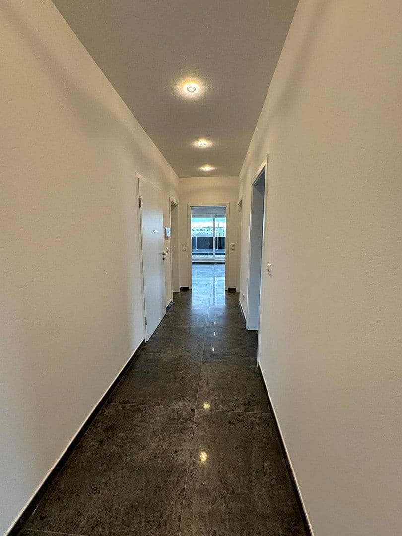 Pronájem domu 235 m², pozemek 50 m², Rodenbach, Hessen Pronájem domu 235 m², pozemek 50 m², Rodenbach, Hessen