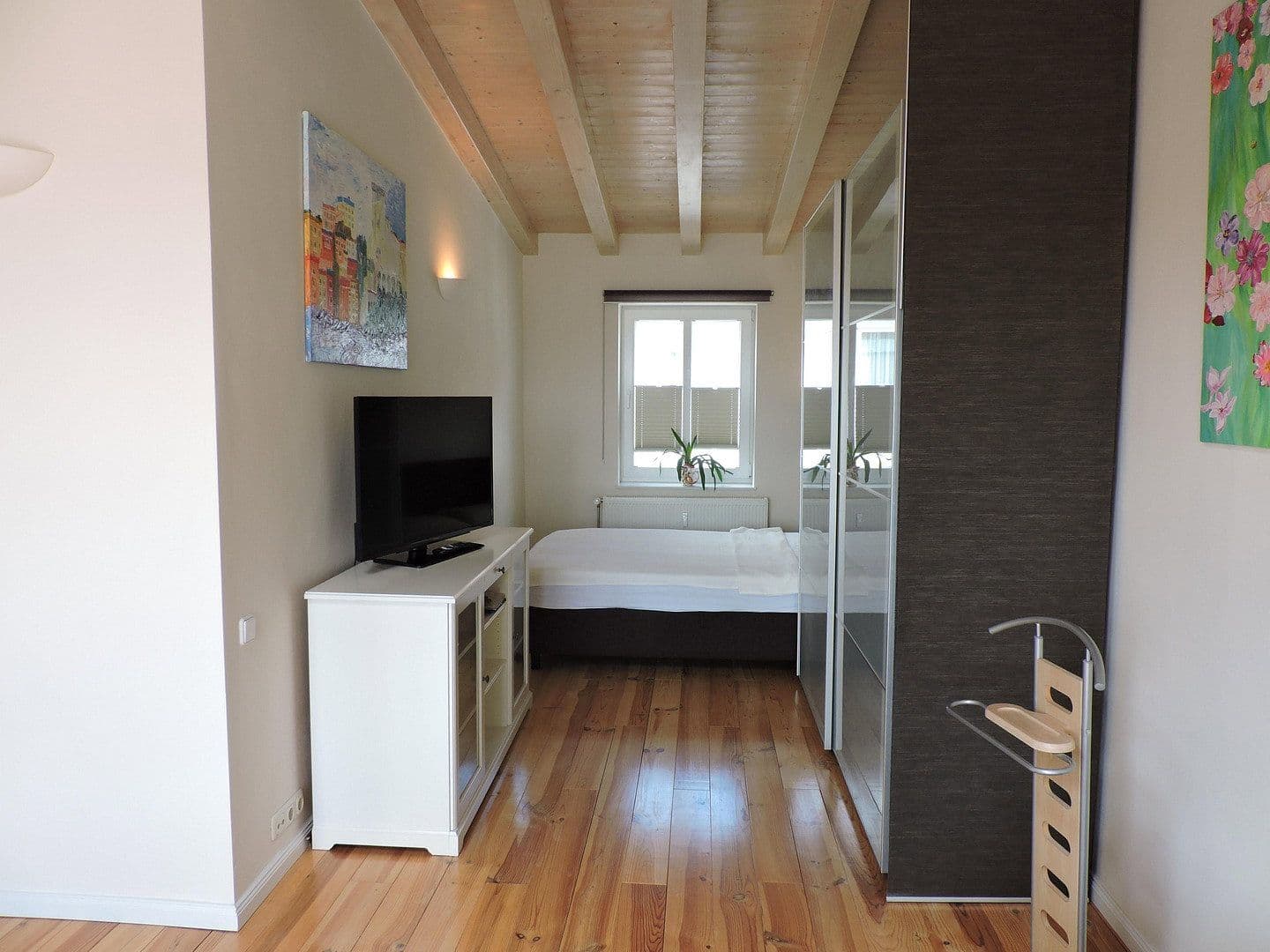 Pronájem bytu 1+1 47 m², Rostock, Mecklenburg-Vorpommern Pronájem bytu 1+1 47 m², Rostock, Mecklenburg-Vorpommern