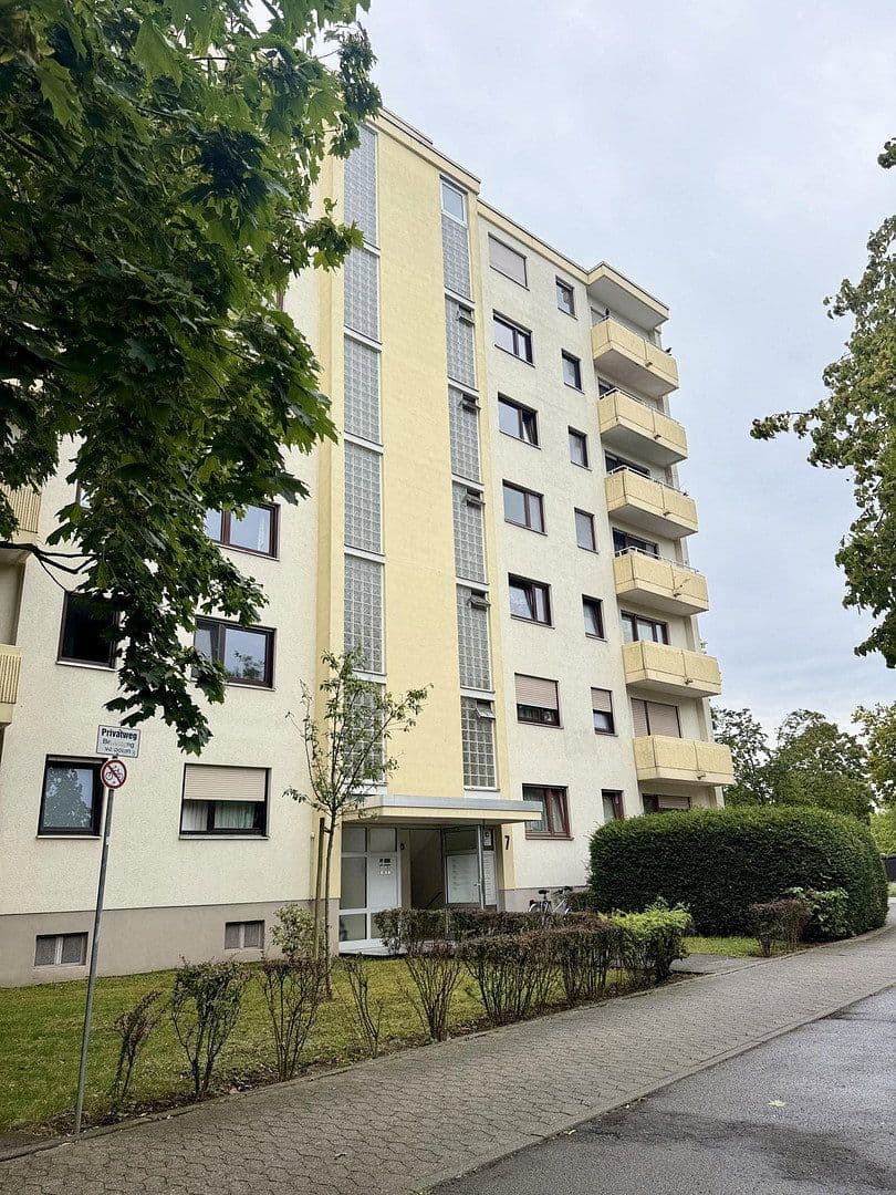 Prodej bytu 3+1 91 m², Multring 7, Weinheim, Bádensko-Württembersko Prodej bytu 3+1 91 m², Multring 7, Weinheim, Bádensko-Württembersko