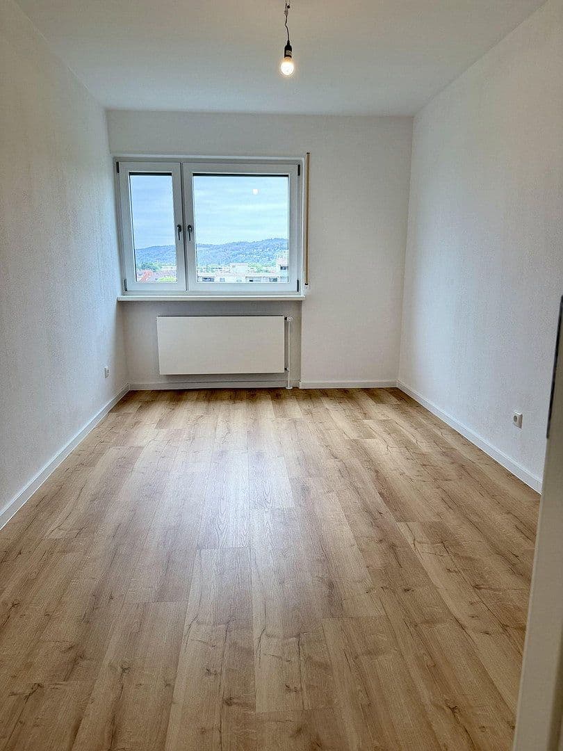 Prodej bytu 3+1 91 m², Multring 7, Weinheim, Bádensko-Württembersko Prodej bytu 3+1 91 m², Multring 7, Weinheim, Bádensko-Württembersko