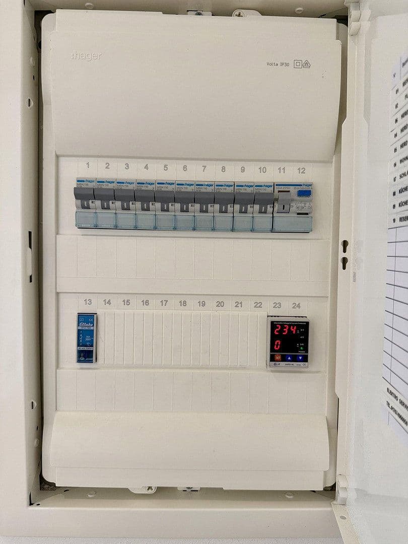 Prodej bytu 3+1 91 m², Multring 7, Weinheim, Bádensko-Württembersko Prodej bytu 3+1 91 m², Multring 7, Weinheim, Bádensko-Württembersko