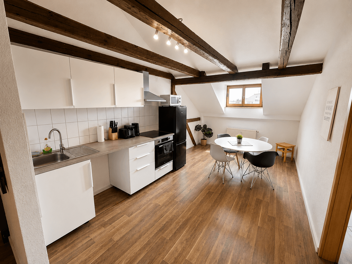 Pronájem bytu 2+1 59 m², Max-Pechstein-Str. 2, Cvikov, Sasko Pronájem bytu 2+1 59 m², Max-Pechstein-Str. 2, Cvikov, Sasko