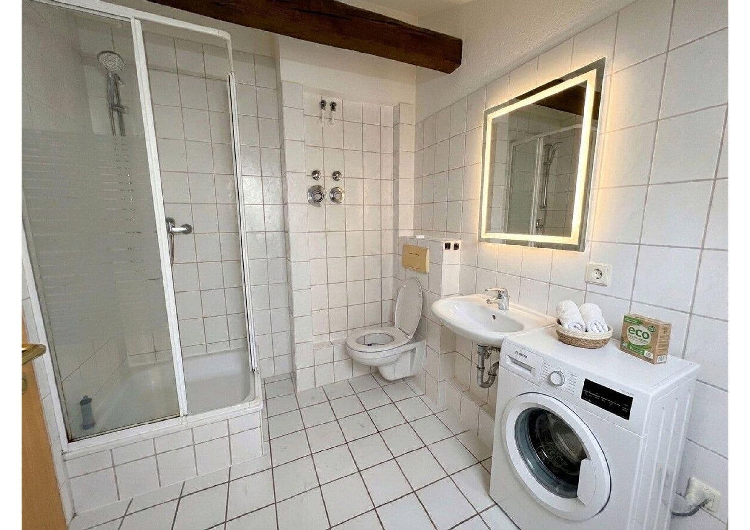 Pronájem bytu 2+1 59 m², Max-Pechstein-Str. 2, Cvikov, Sasko Pronájem bytu 2+1 59 m², Max-Pechstein-Str. 2, Cvikov, Sasko