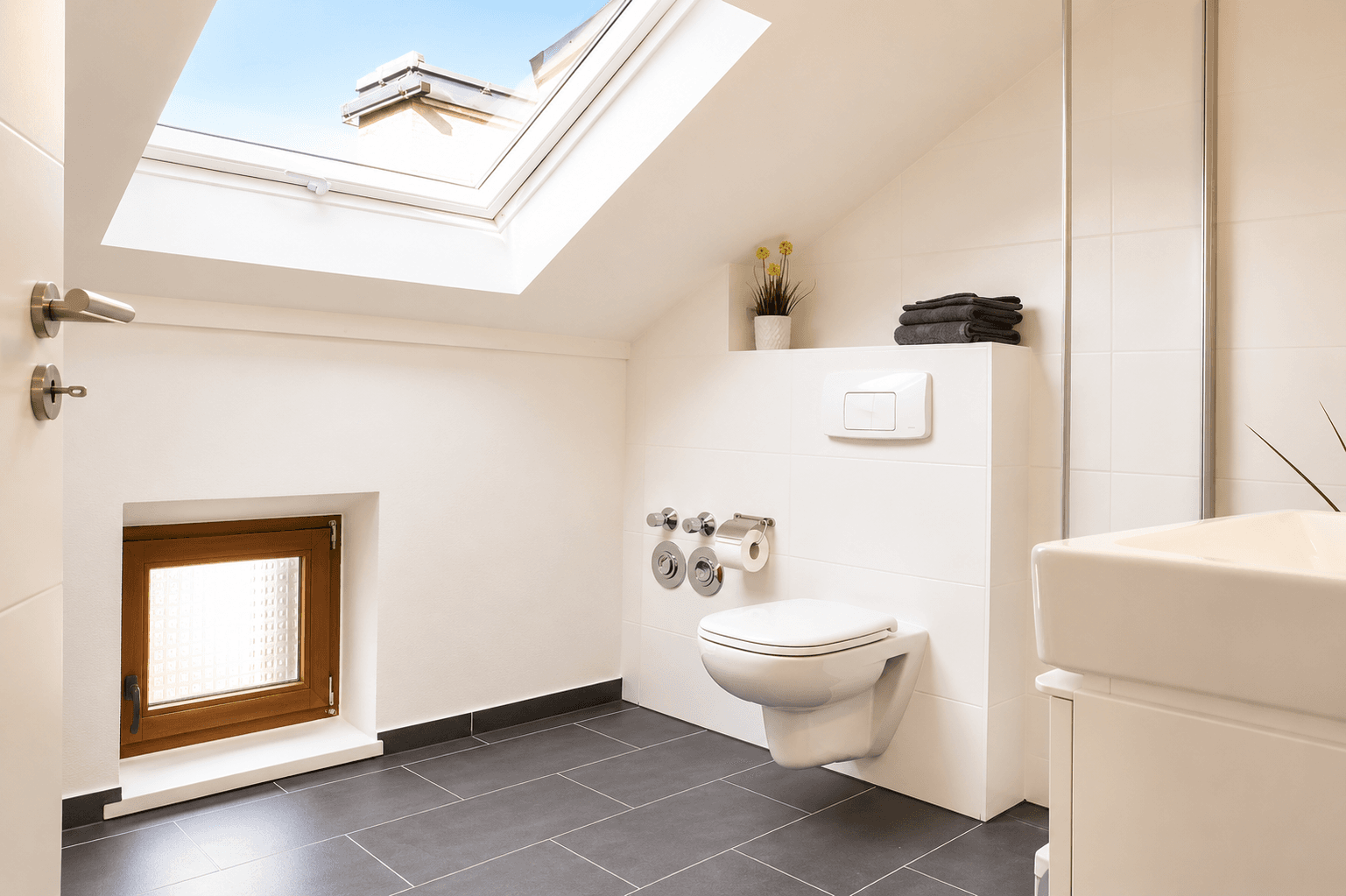 Pronájem bytu 2+1 59 m², Max-Pechstein-Str. 2, Cvikov, Sasko Pronájem bytu 2+1 59 m², Max-Pechstein-Str. 2, Cvikov, Sasko
