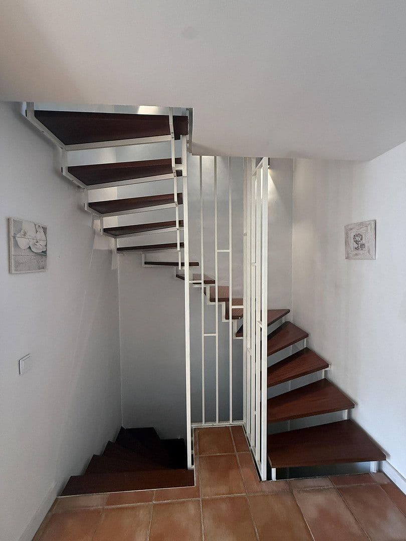 Pronájem domu 150 m², pozemek 400 m², Tunnkoppelring 55a, Hamburg, Hamburg Pronájem domu 150 m², pozemek 400 m², Tunnkoppelring 55a, Hamburg, Hamburg