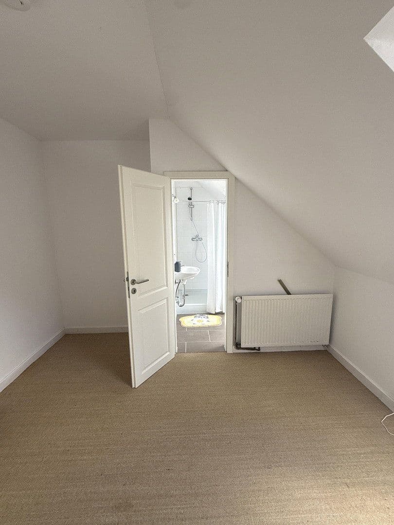 Pronájem domu 150 m², pozemek 400 m², Tunnkoppelring 55a, Hamburg, Hamburg Pronájem domu 150 m², pozemek 400 m², Tunnkoppelring 55a, Hamburg, Hamburg
