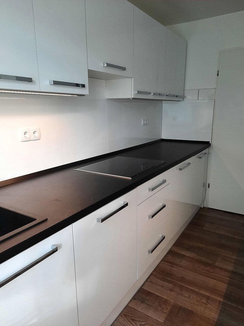 Prodej domu 420 m², pozemek 925 m², Gröbenzell, Bavorsko Prodej domu 420 m², pozemek 925 m², Gröbenzell, Bavorsko