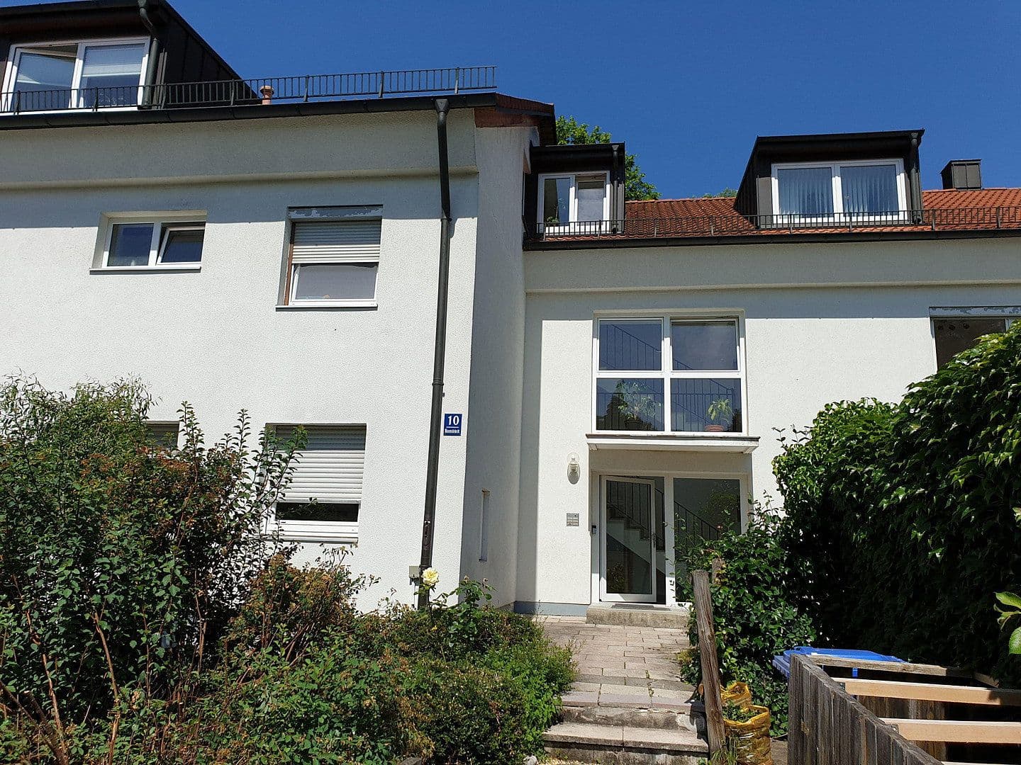 Prodej domu 420 m², pozemek 925 m², Gröbenzell, Bavorsko Prodej domu 420 m², pozemek 925 m², Gröbenzell, Bavorsko
