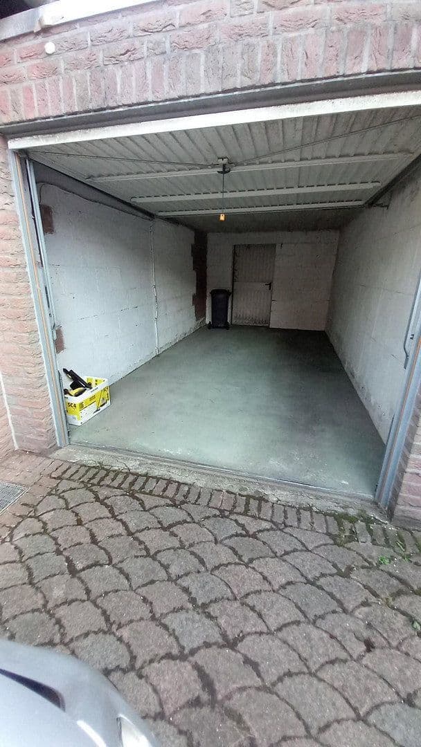 Prodej domu 120 m², pozemek 185 m², Frechen, Severní Porýní-Vestfálsko Prodej domu 120 m², pozemek 185 m², Frechen, Severní Porýní-Vestfálsko