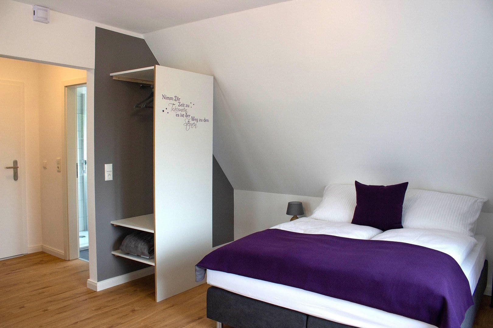 Prodej bytu 1+1 30 m², Lehmkuhle 1, Undeloh, Dolní Sasko Prodej bytu 1+1 30 m², Lehmkuhle 1, Undeloh, Dolní Sasko