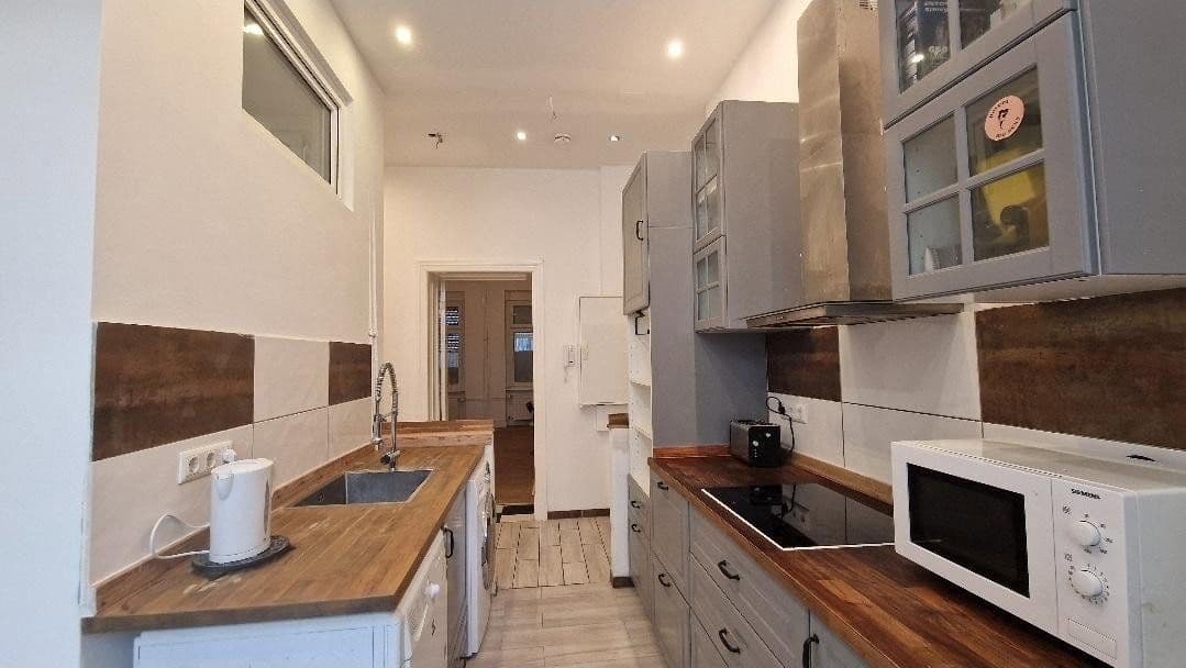Prodej bytu 5+1 130 m², Berlin, Berlín Prodej bytu 5+1 130 m², Berlin, Berlín