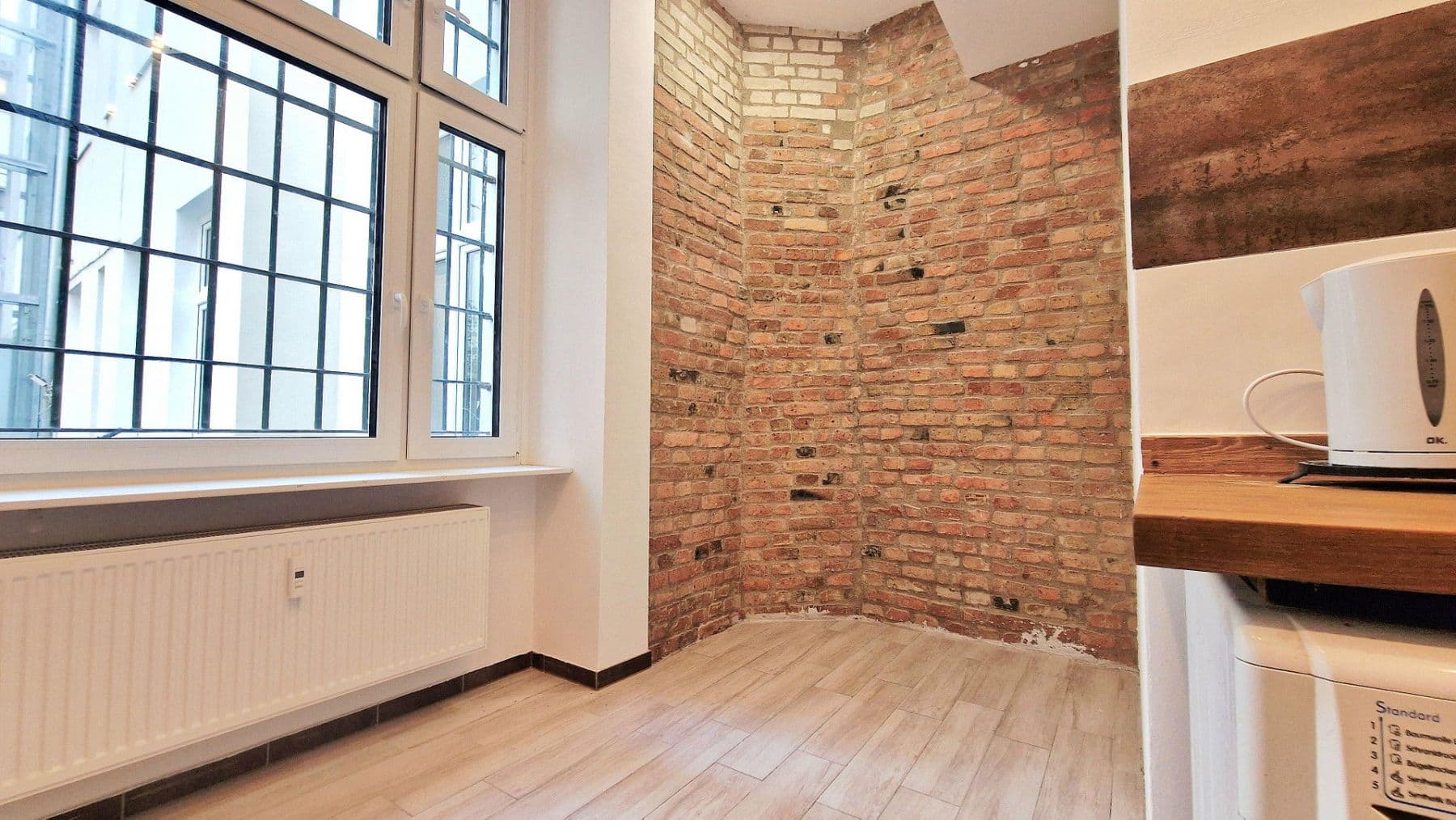 Prodej bytu 5+1 130 m², Berlin, Berlín Prodej bytu 5+1 130 m², Berlin, Berlín