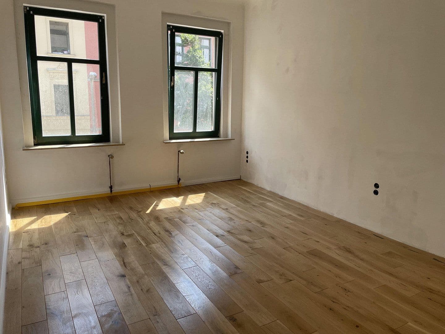 Pronájem bytu 2+1 55 m², Mariannenstrasse 45, Leipzig, Sasko Pronájem bytu 2+1 55 m², Mariannenstrasse 45, Leipzig, Sasko