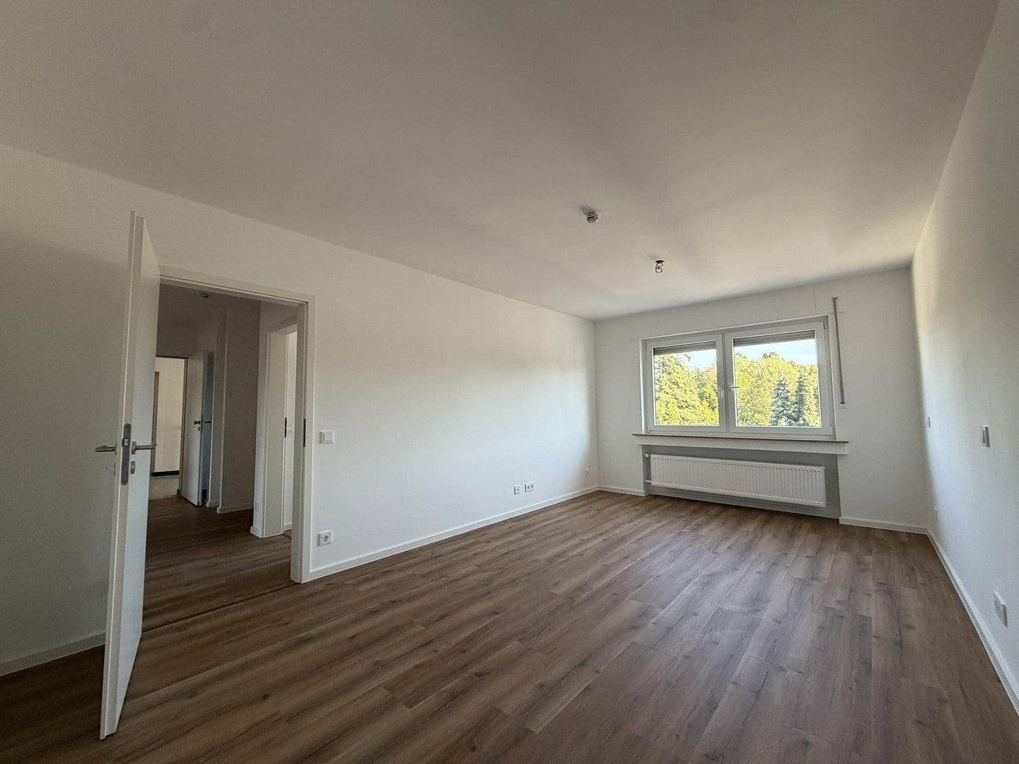 Pronájem bytu 3+1 95 m², Aachener Straße 1274, Köln, Severní Porýní-Vestfálsko Pronájem bytu 3+1 95 m², Aachener Straße 1274, Köln, Severní Porýní-Vestfálsko