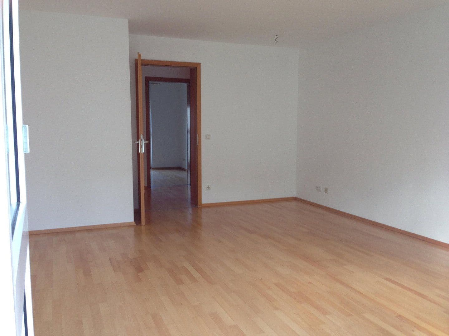 Prodej bytu 2+1 64 m², Kistlerhofstr. 82, München, Bavorsko Prodej bytu 2+1 64 m², Kistlerhofstr. 82, München, Bavorsko