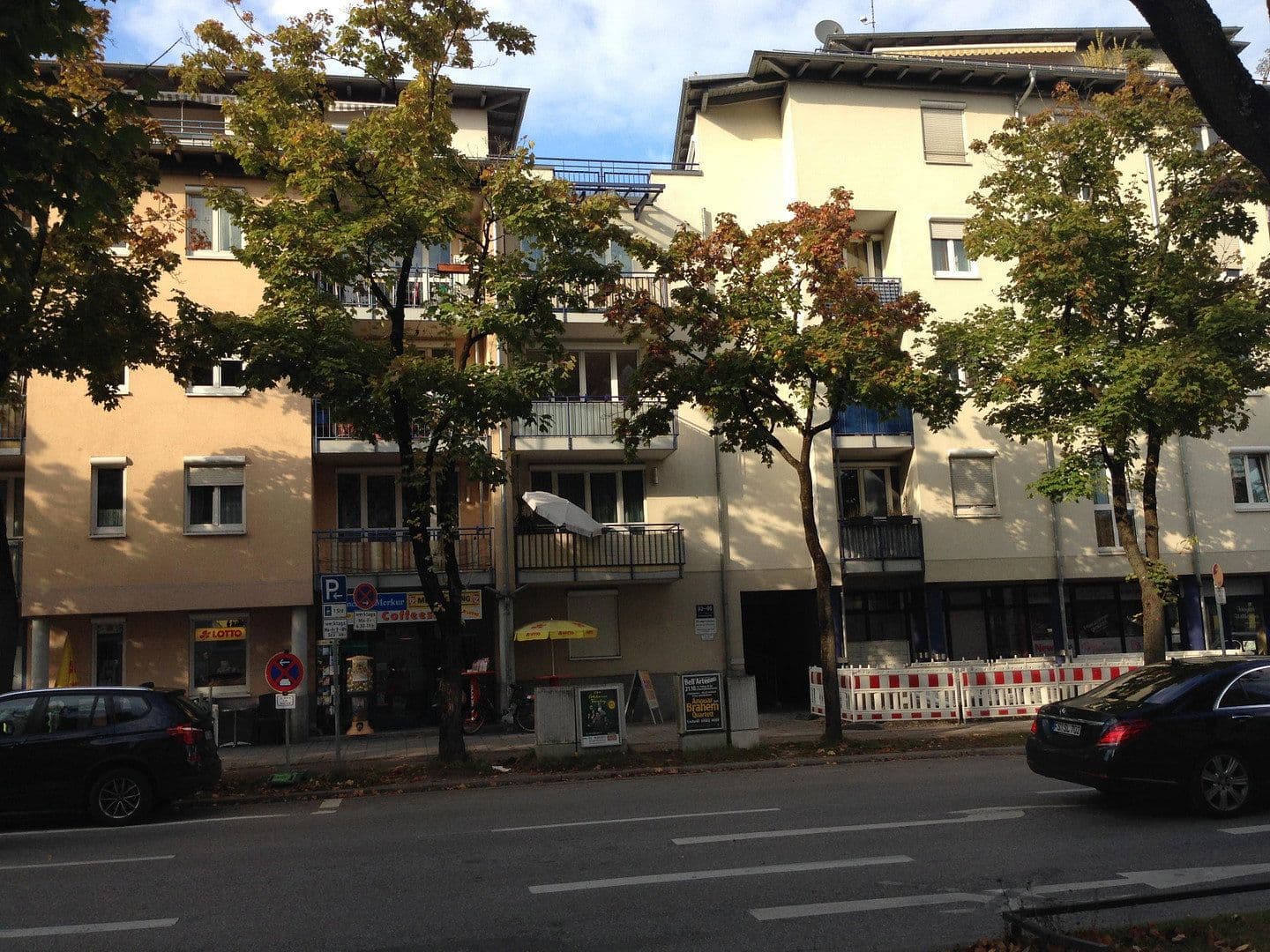 Prodej bytu 2+1 64 m², Kistlerhofstr. 82, München, Bavorsko Prodej bytu 2+1 64 m², Kistlerhofstr. 82, München, Bavorsko