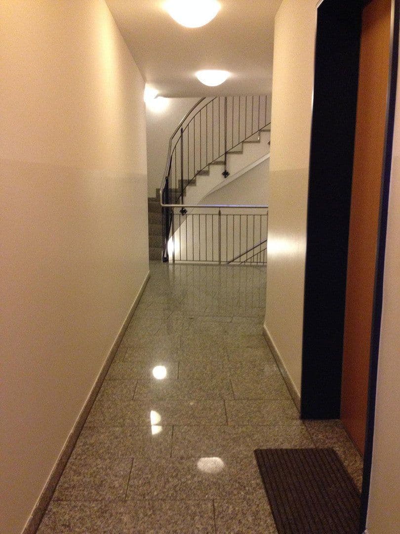 Prodej bytu 2+1 64 m², Kistlerhofstr. 82, München, Bavorsko Prodej bytu 2+1 64 m², Kistlerhofstr. 82, München, Bavorsko