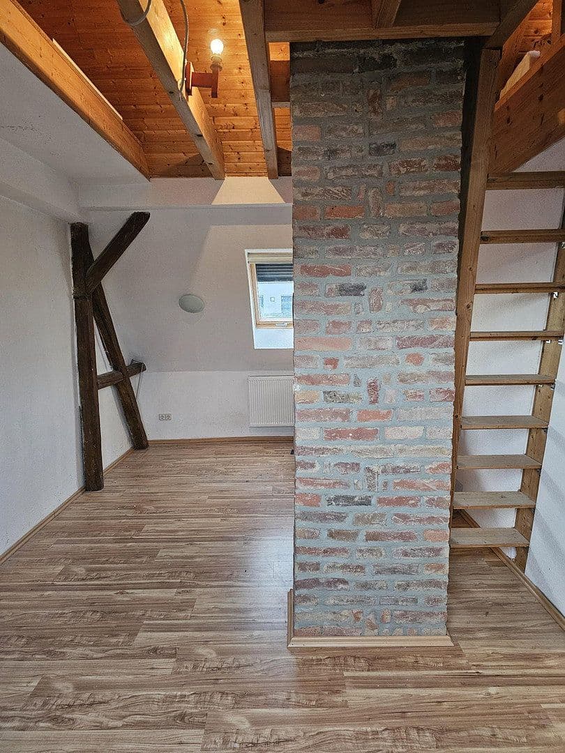 Prodej domu 130 m², pozemek 298 m², Brechen, Hessen Prodej domu 130 m², pozemek 298 m², Brechen, Hessen