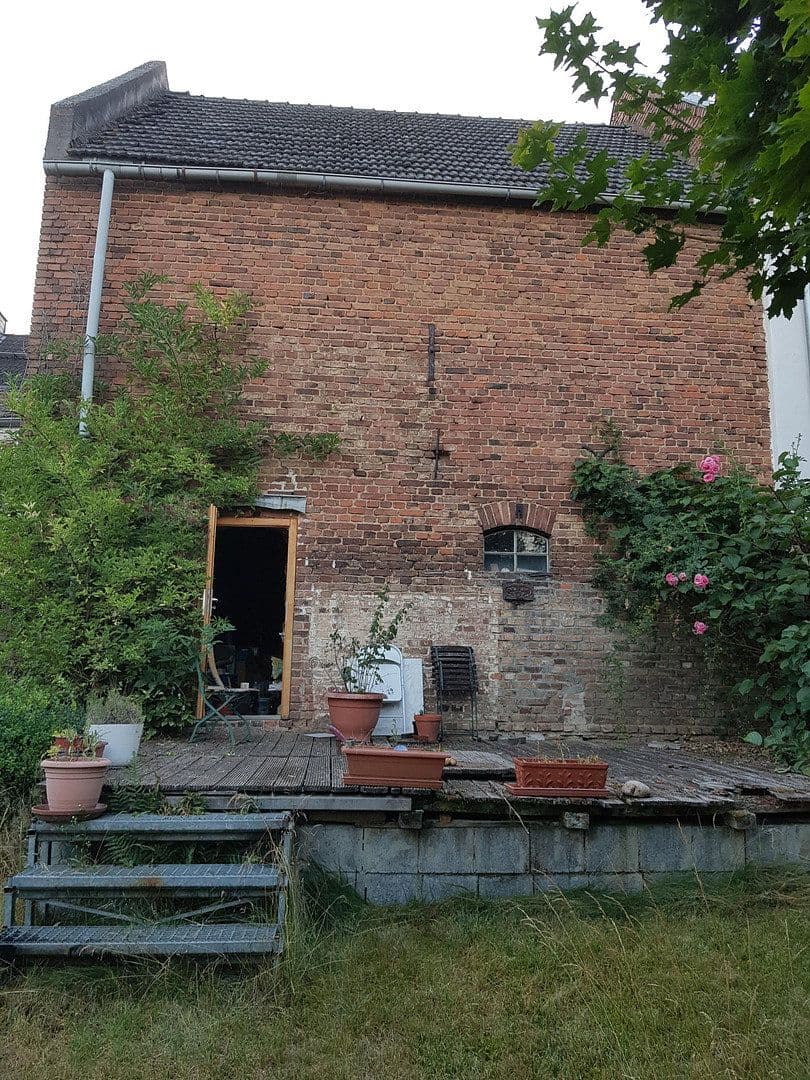 Prodej domu 130 m², pozemek 298 m², Brechen, Hessen Prodej domu 130 m², pozemek 298 m², Brechen, Hessen