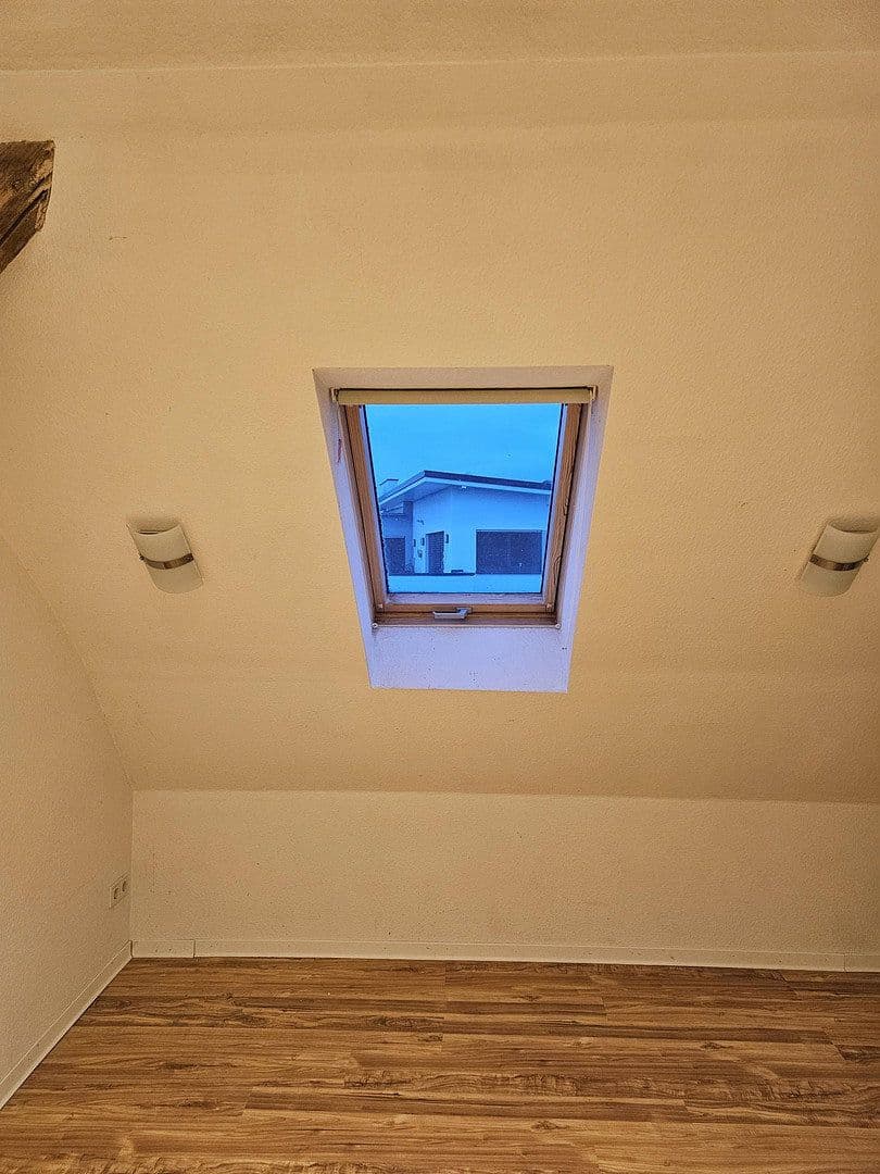 Prodej domu 130 m², pozemek 298 m², Brechen, Hessen Prodej domu 130 m², pozemek 298 m², Brechen, Hessen