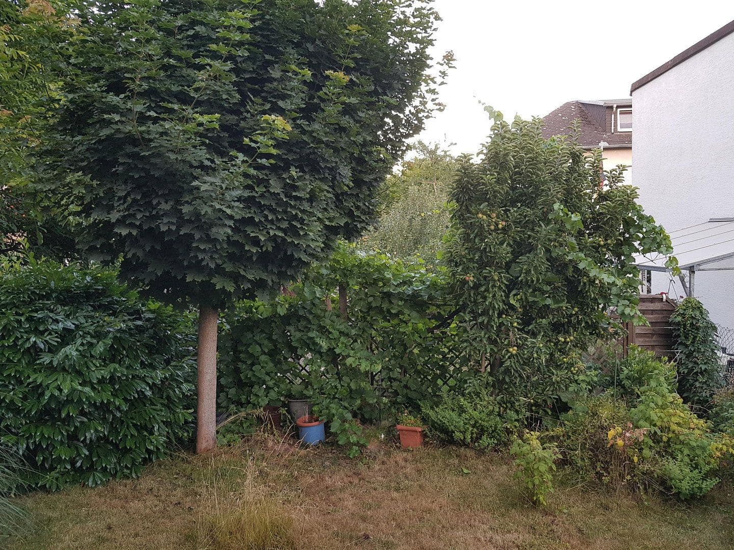 Prodej domu 130 m², pozemek 298 m², Brechen, Hessen Prodej domu 130 m², pozemek 298 m², Brechen, Hessen