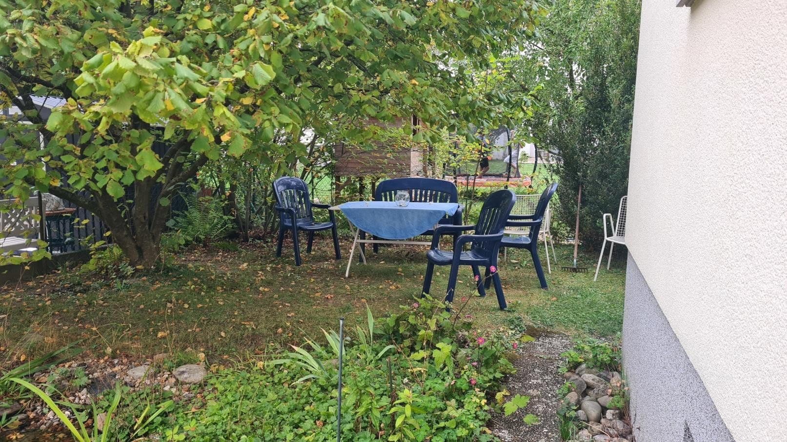 Prodej domu 195 m², pozemek 677 m², Nordlandstraße 5, Bad Neustadt an der Saale, Bavorsko Prodej domu 195 m², pozemek 677 m², Nordlandstraße 5, Bad Neustadt an der Saale, Bavorsko
