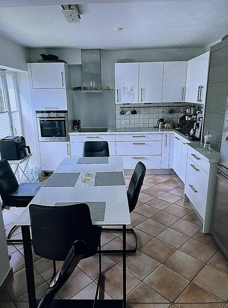 Pronájem bytu 3+1 105 m², Admiral-Scheer-Str. 11, Eckernförde, Šlesvicko-Holštýnsko Pronájem bytu 3+1 105 m², Admiral-Scheer-Str. 11, Eckernförde, Šlesvicko-Holštýnsko