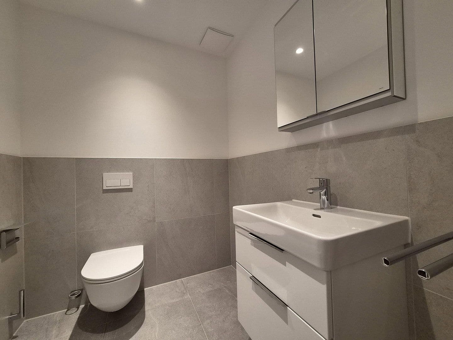 Pronájem bytu 3+1 93 m², Dresden, Sasko Pronájem bytu 3+1 93 m², Dresden, Sasko