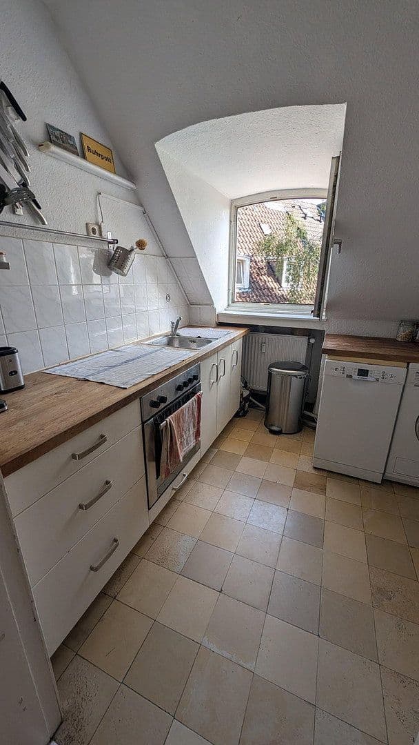 Pronájem bytu 2+kk 52 m², Köln, Severní Porýní-Vestfálsko Pronájem bytu 2+kk 52 m², Köln, Severní Porýní-Vestfálsko