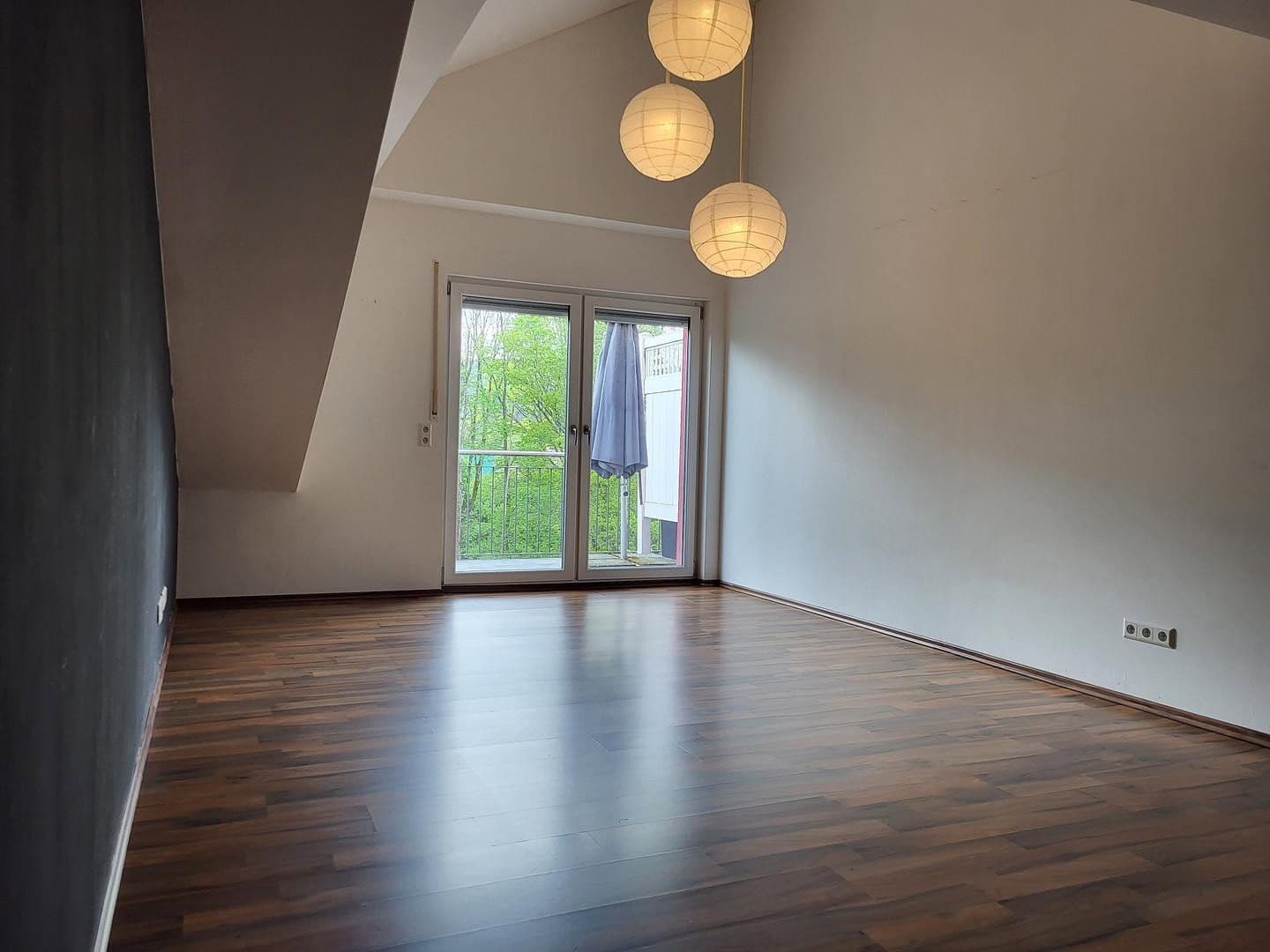 Pronájem bytu 3+1 80 m², Könener Str. 71, Konz, Porýní-Falc Pronájem bytu 3+1 80 m², Könener Str. 71, Konz, Porýní-Falc