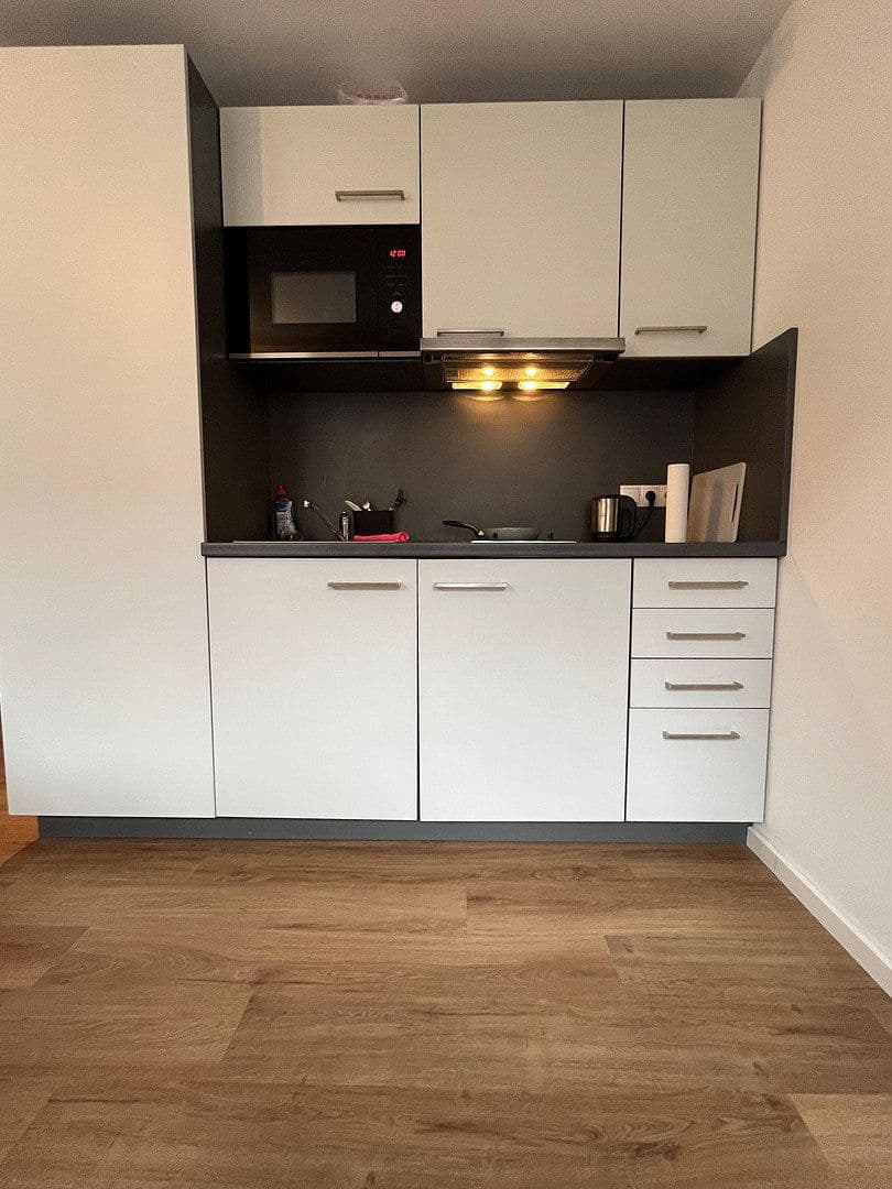 Pronájem bytu 1+1 32 m², Nürnberg, Bavorsko Pronájem bytu 1+1 32 m², Nürnberg, Bavorsko