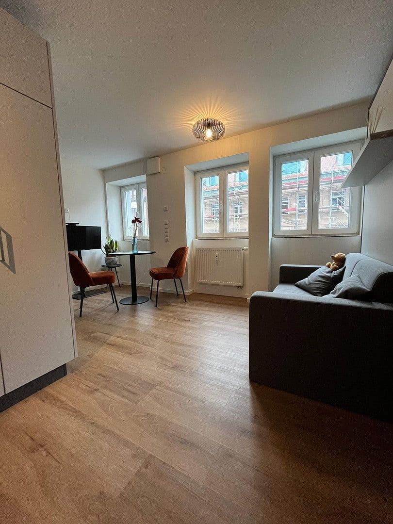 Pronájem bytu 1+1 32 m², Nürnberg, Bavorsko Pronájem bytu 1+1 32 m², Nürnberg, Bavorsko