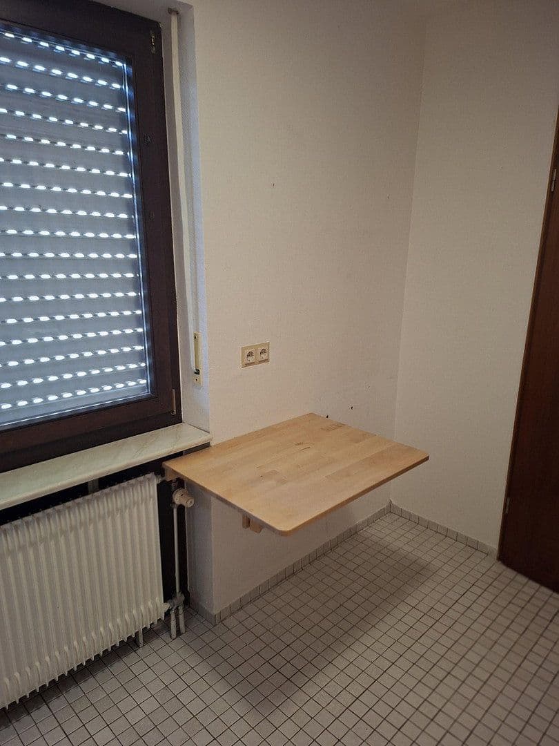 Pronájem bytu 3+1 97 m², Würzburg, Bavorsko Pronájem bytu 3+1 97 m², Würzburg, Bavorsko