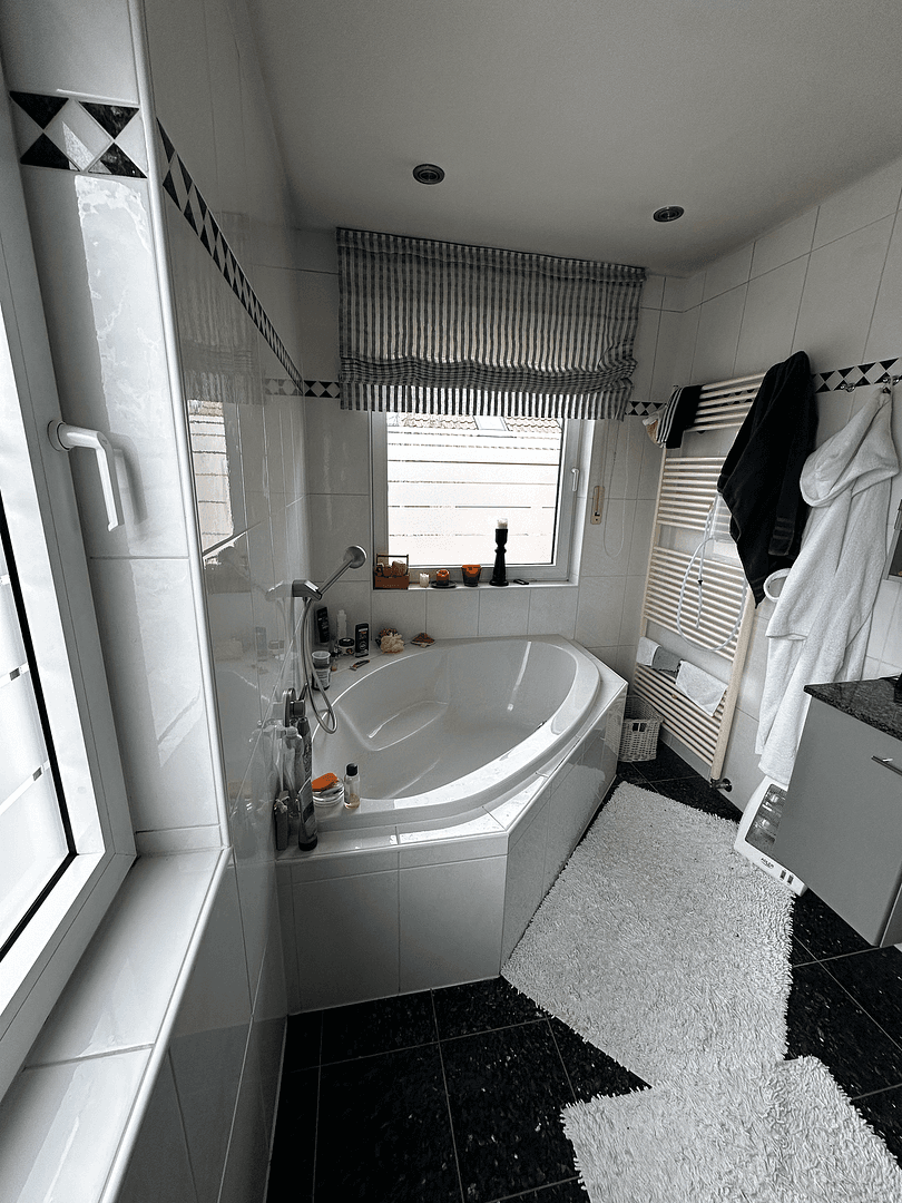 Prodej domu 200 m², pozemek 438 m², Maler-Ernst-Str. 1, Bad Dürkheim, Porýní-Falc Prodej domu 200 m², pozemek 438 m², Maler-Ernst-Str. 1, Bad Dürkheim, Porýní-Falc