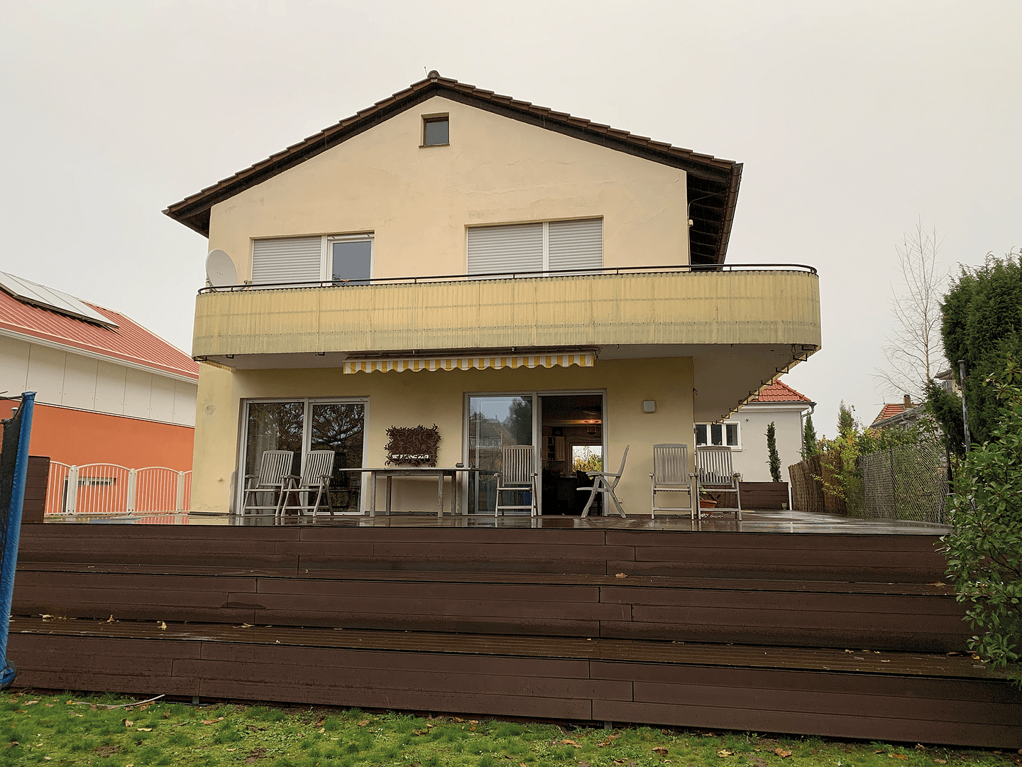 Prodej domu 200 m², pozemek 438 m², Maler-Ernst-Str. 1, Bad Dürkheim, Porýní-Falc Prodej domu 200 m², pozemek 438 m², Maler-Ernst-Str. 1, Bad Dürkheim, Porýní-Falc
