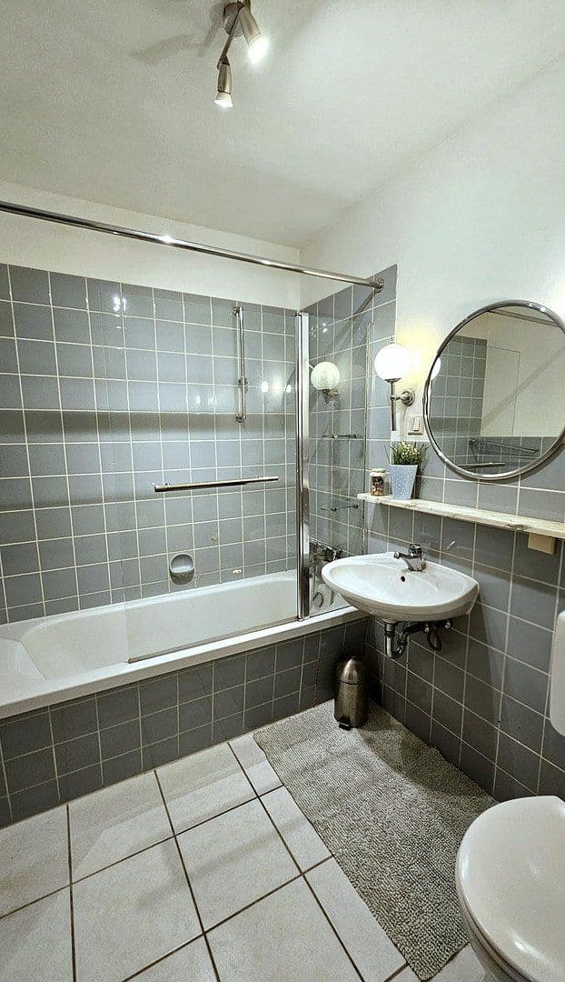 Prodej domu 130 m², pozemek 255 m², Im Buchwald 39, Heusenstamm, Hessen Prodej domu 130 m², pozemek 255 m², Im Buchwald 39, Heusenstamm, Hessen
