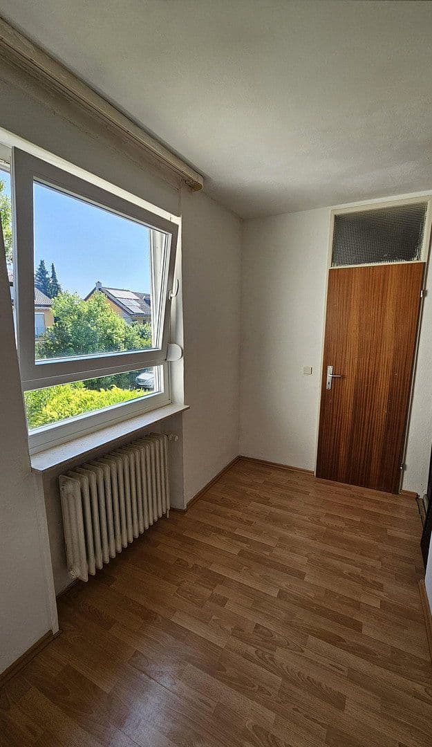 Prodej domu 130 m², pozemek 255 m², Im Buchwald 39, Heusenstamm, Hessen Prodej domu 130 m², pozemek 255 m², Im Buchwald 39, Heusenstamm, Hessen