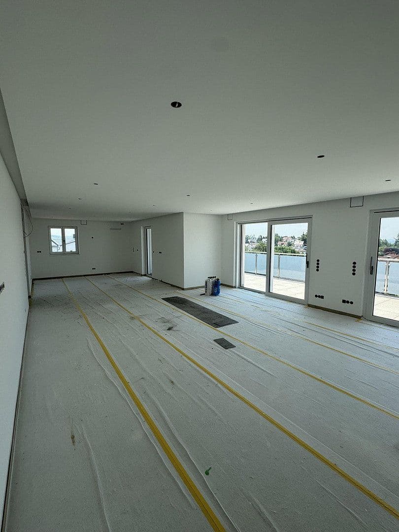 Prodej bytu 3+1 98 m², Pfarrstr. 15, Hauzenberg, Bavorsko Prodej bytu 3+1 98 m², Pfarrstr. 15, Hauzenberg, Bavorsko