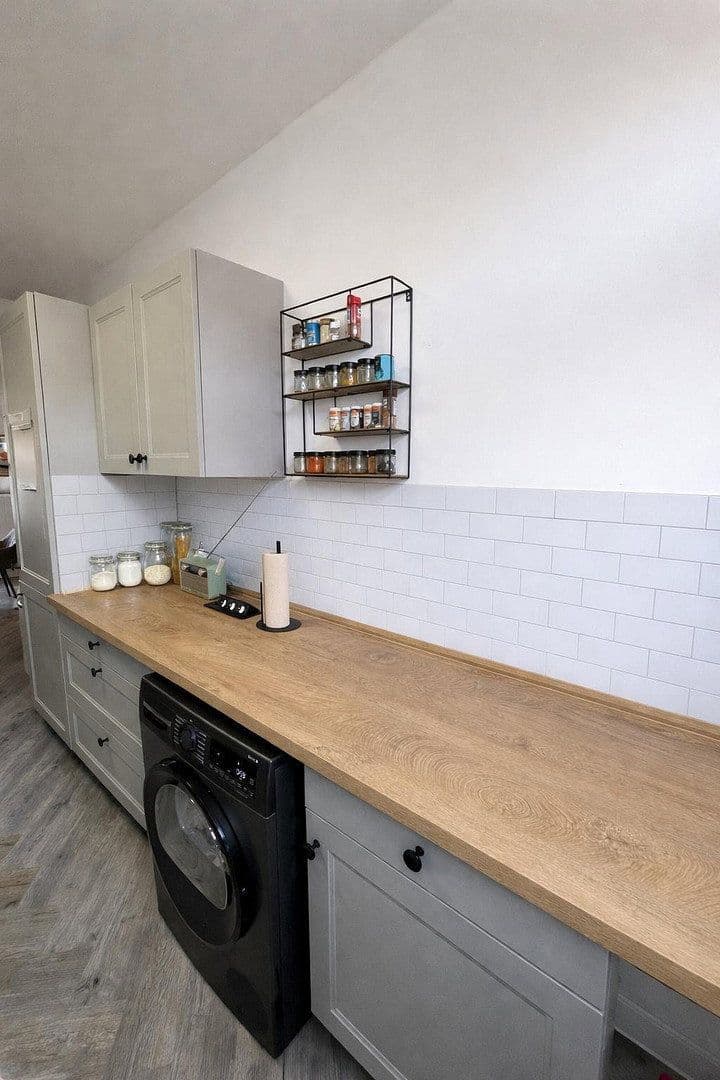 Pronájem bytu 4+kk 128 m², Thiemstraße 10, Magdeburg, Sasko-Anhaltsko Pronájem bytu 4+kk 128 m², Thiemstraße 10, Magdeburg, Sasko-Anhaltsko