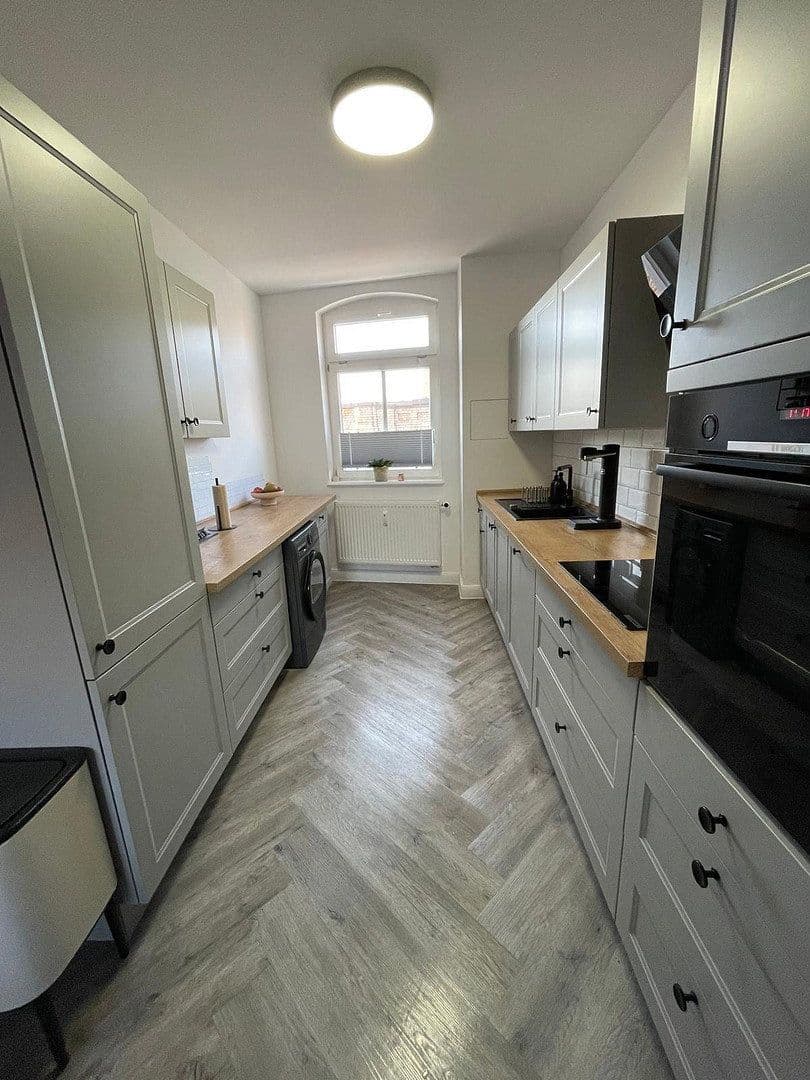 Pronájem bytu 4+kk 128 m², Thiemstraße 10, Magdeburg, Sasko-Anhaltsko Pronájem bytu 4+kk 128 m², Thiemstraße 10, Magdeburg, Sasko-Anhaltsko