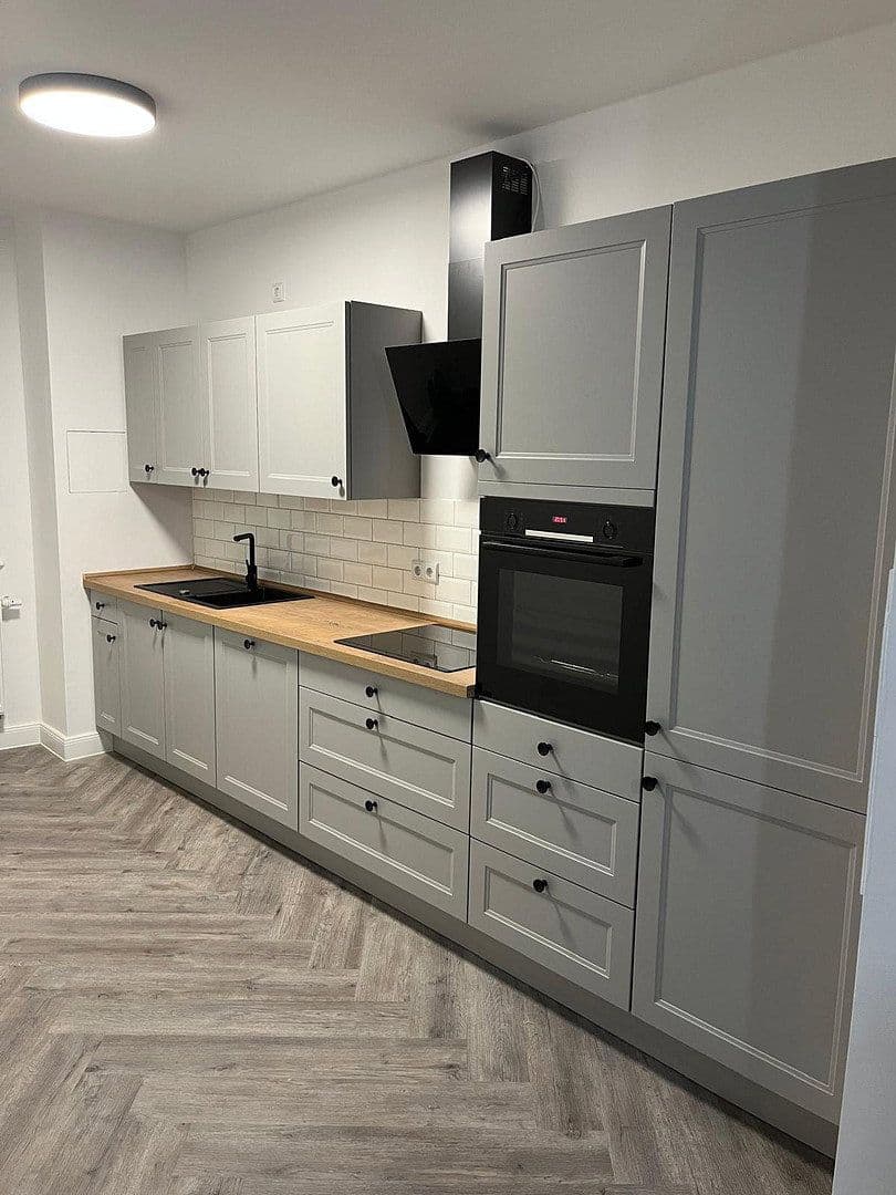 Pronájem bytu 4+kk 128 m², Thiemstraße 10, Magdeburg, Sasko-Anhaltsko Pronájem bytu 4+kk 128 m², Thiemstraße 10, Magdeburg, Sasko-Anhaltsko