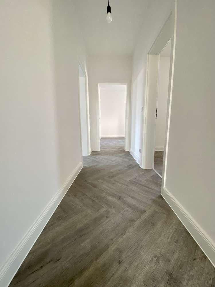 Pronájem bytu 4+kk 128 m², Thiemstraße 10, Magdeburg, Sasko-Anhaltsko Pronájem bytu 4+kk 128 m², Thiemstraße 10, Magdeburg, Sasko-Anhaltsko