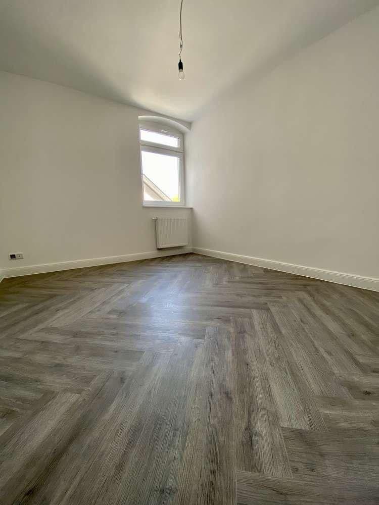 Pronájem bytu 4+kk 128 m², Thiemstraße 10, Magdeburg, Sasko-Anhaltsko Pronájem bytu 4+kk 128 m², Thiemstraße 10, Magdeburg, Sasko-Anhaltsko