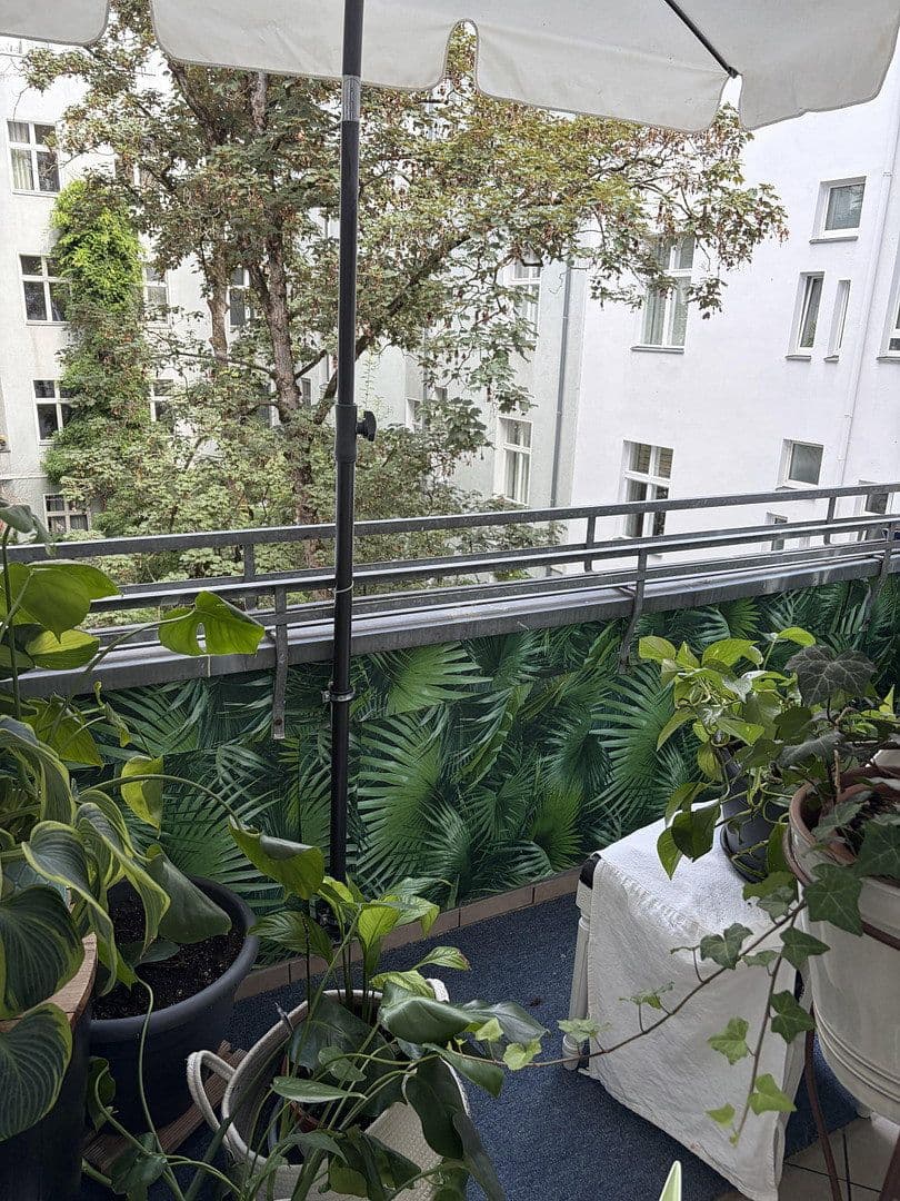 Pronájem bytu 3+1 80 m², Hektor Straße 21, Charlottenburg, Berlín Pronájem bytu 3+1 80 m², Hektor Straße 21, Charlottenburg, Berlín