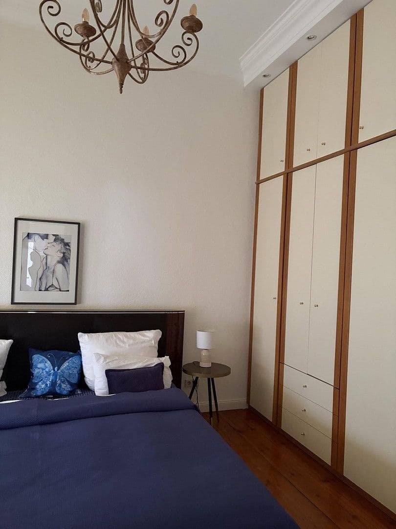 Pronájem bytu 3+1 80 m², Hektor Straße 21, Charlottenburg, Berlín Pronájem bytu 3+1 80 m², Hektor Straße 21, Charlottenburg, Berlín