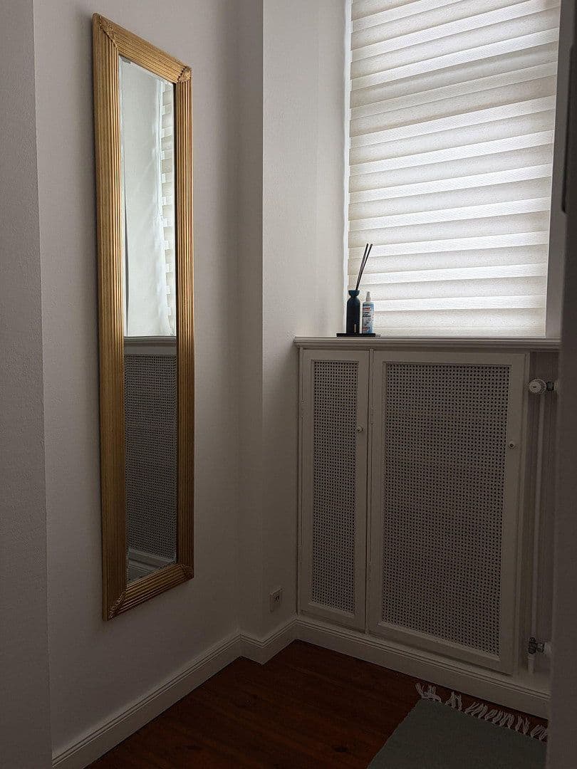 Pronájem bytu 3+1 80 m², Hektor Straße 21, Charlottenburg, Berlín Pronájem bytu 3+1 80 m², Hektor Straße 21, Charlottenburg, Berlín